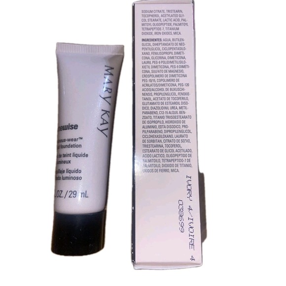 MARY KAY Timewise Luminous Wear Liquid Foundation 038699 Ivory 4 NIB - Picture 2 of 4